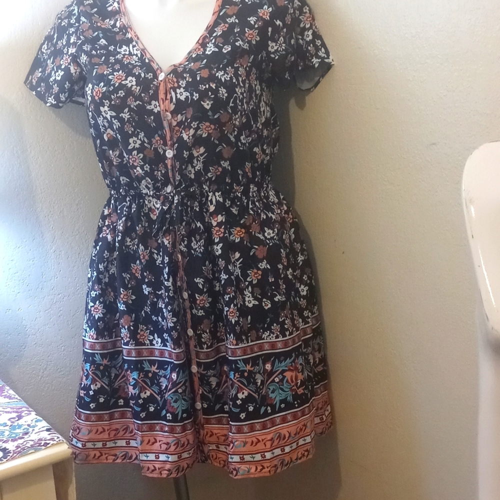 MissLOOK dress, donating 9/14